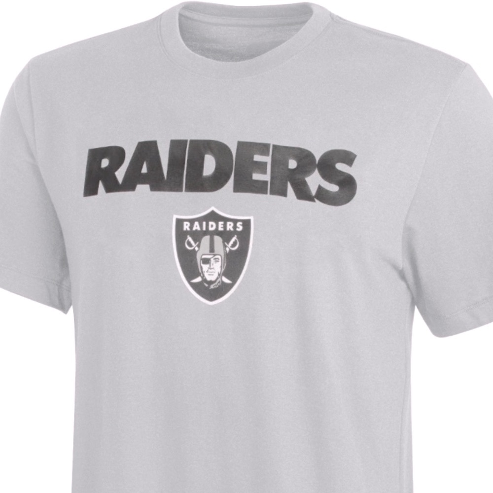 NWT [Outerstuff] Las Vegas Raiders NFL Performance Gray T-Shirt Men’s Sz Large - Picture 2 of 8